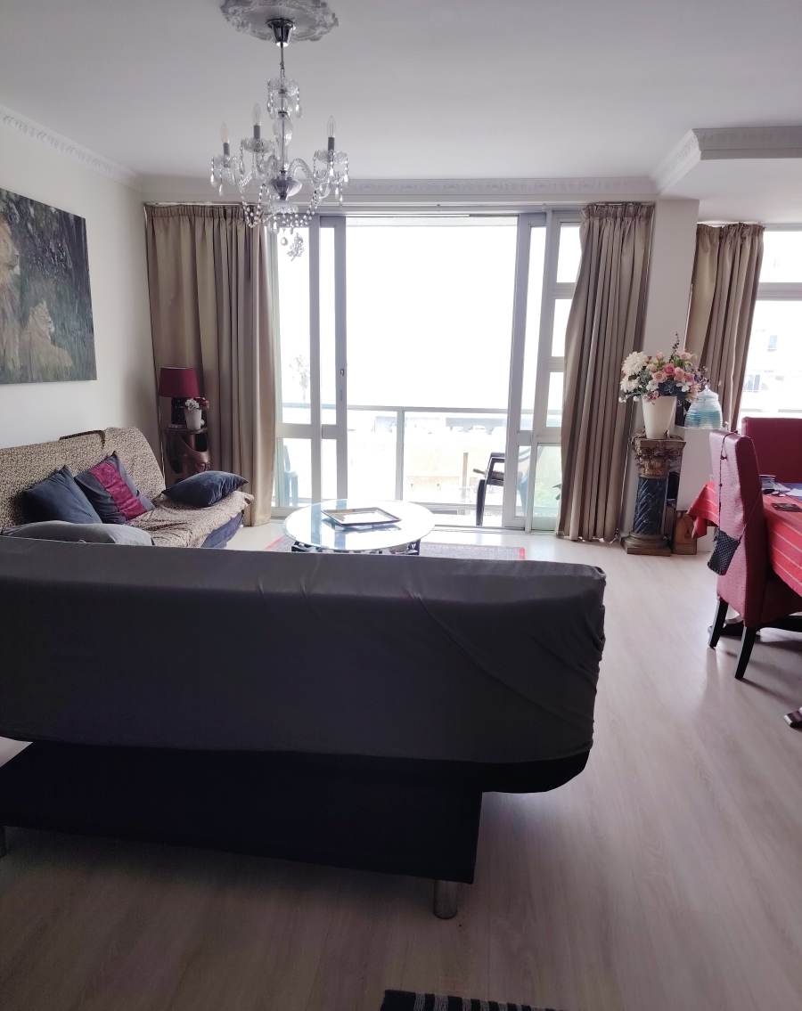 To Let 1 Bedroom Property for Rent in Strand Central Western Cape